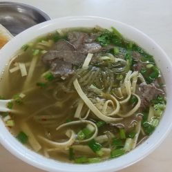 淮南牛肉汤 一碗汤里的地道风味，品一城烟火